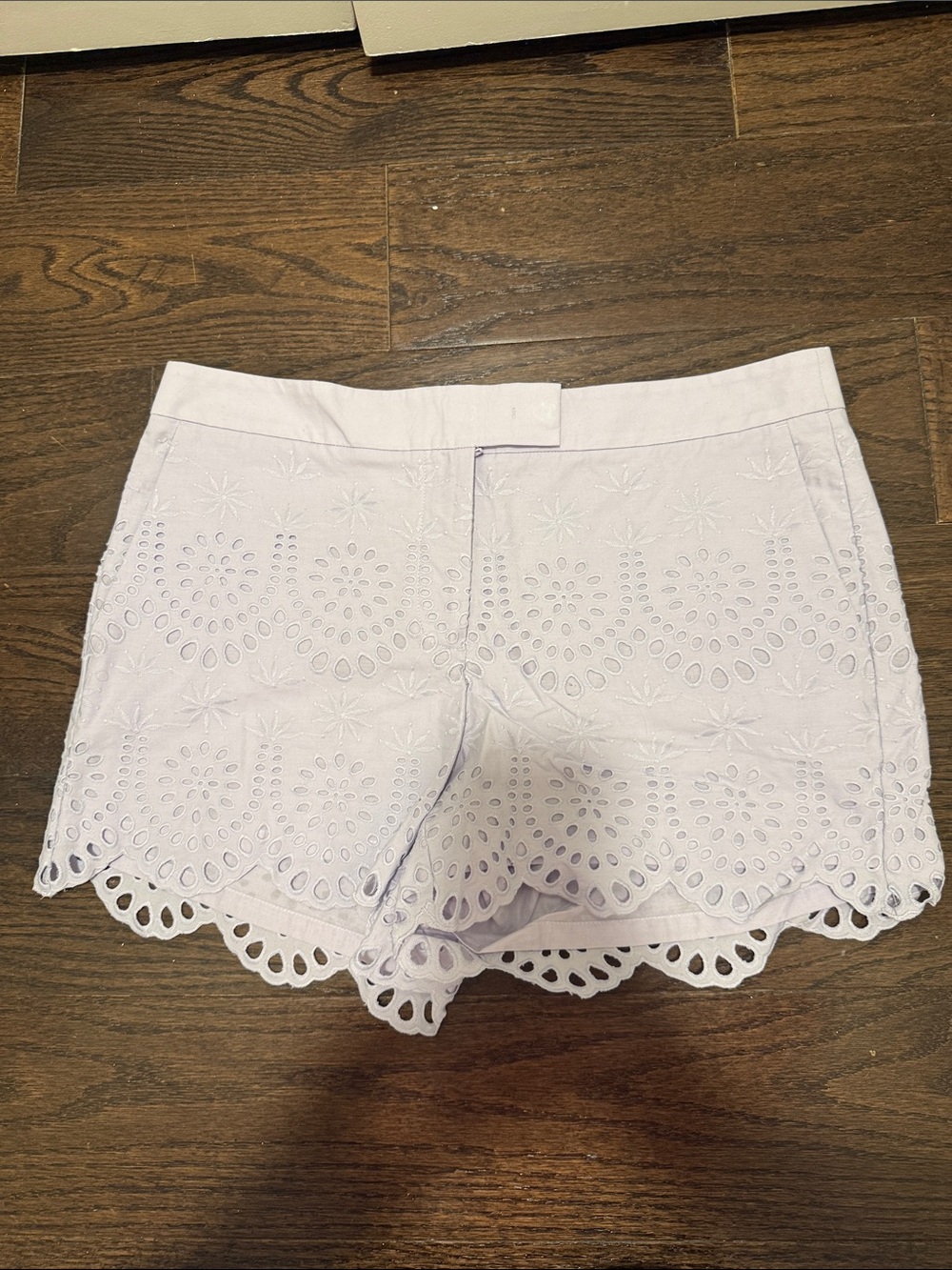 Eyelet Ann Taylor Scallop Hem Shorts in Light Lavender